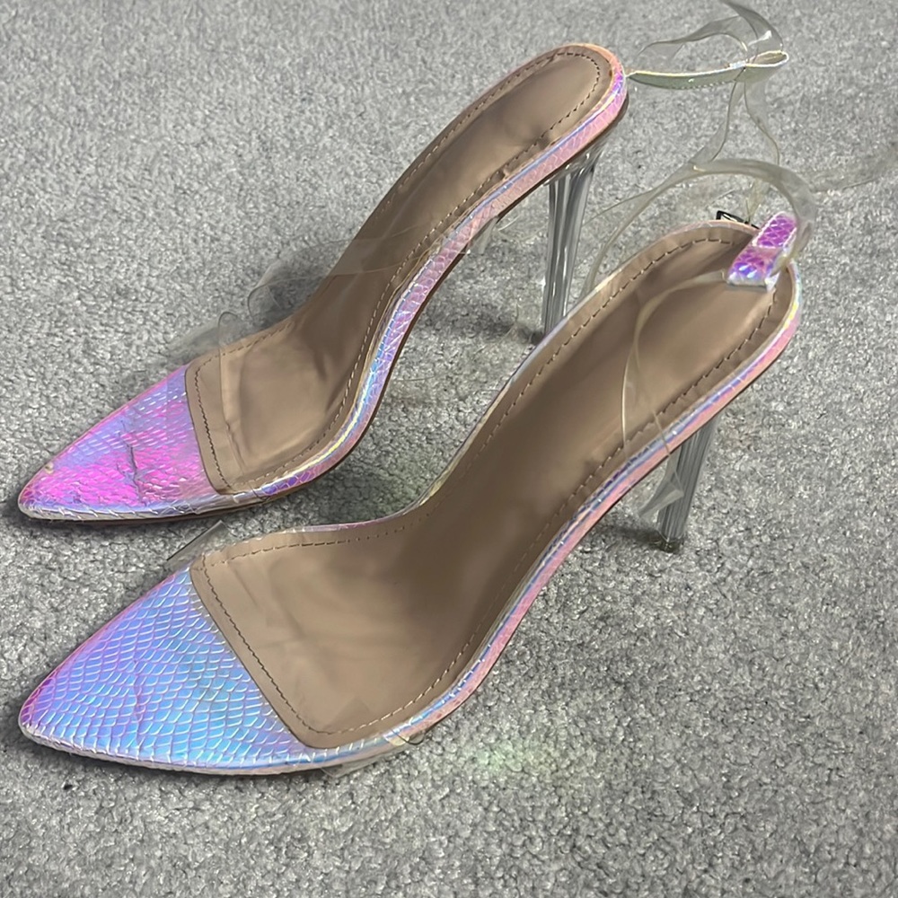 holographic heels